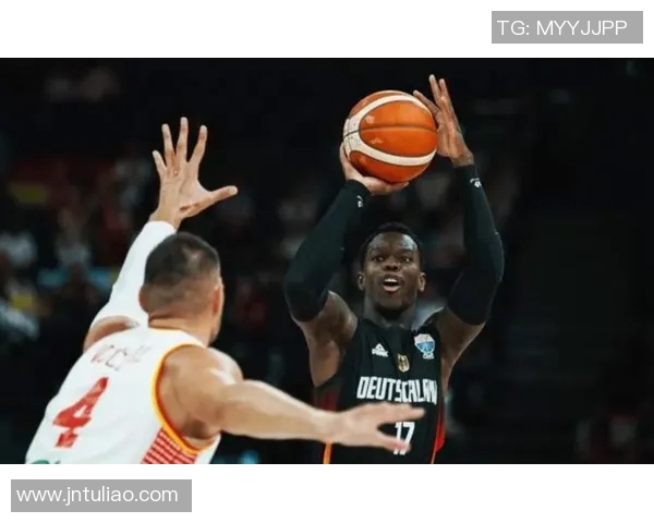 丹尼斯施罗德在NBA赛场上的崛起与挑战分析